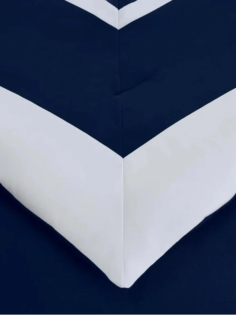 Navy & White Geometric Border Queen 3 piece Comforter Set